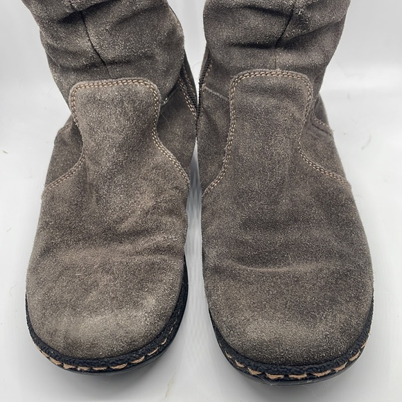 BearPaw leather tall Boots Brown Suede women’s Sz 8 side Zip up Style: Esha - Picture 2 of 8